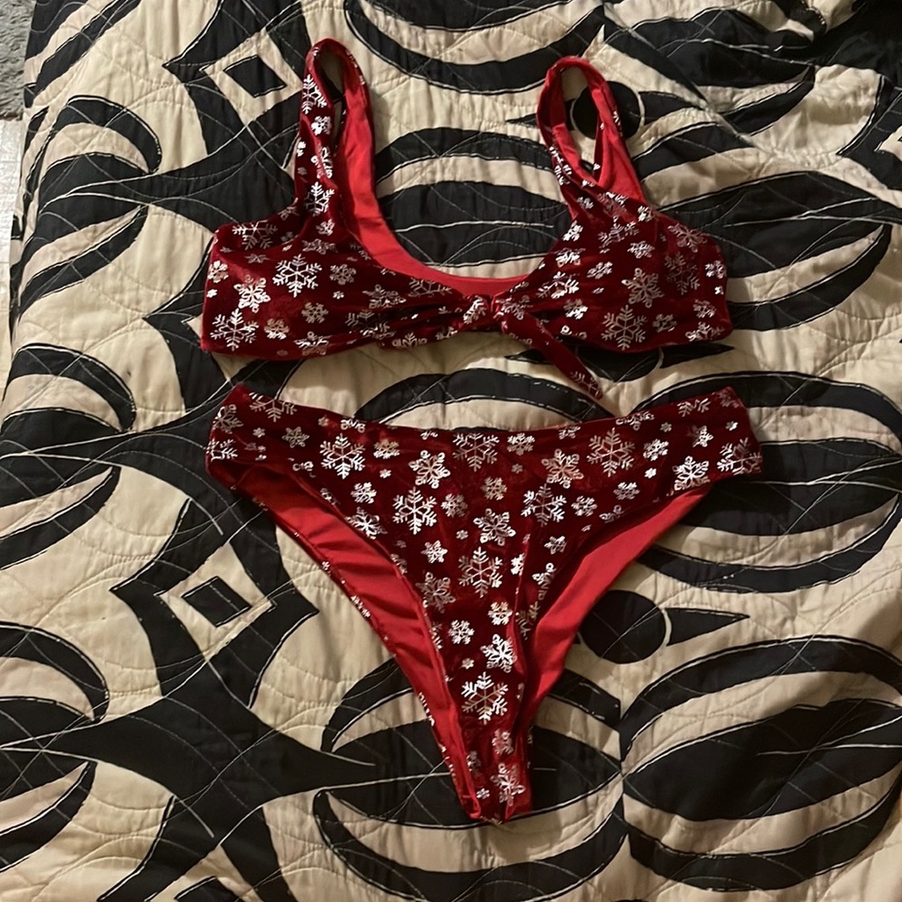 Red snowflake bikini